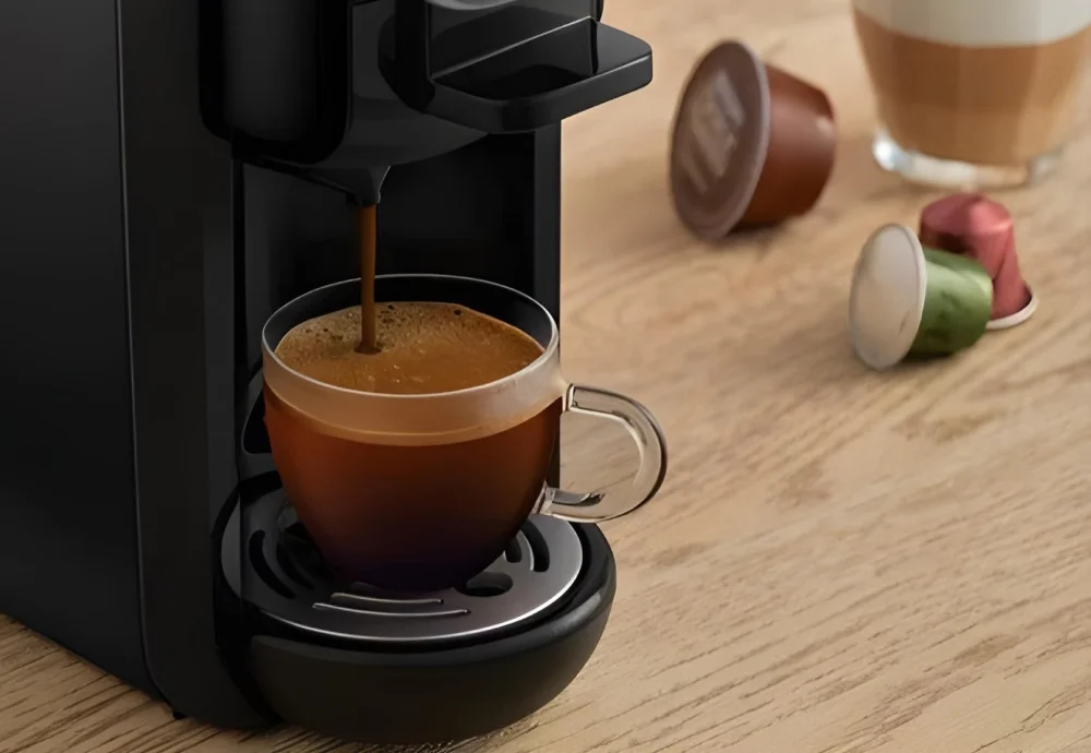 coffee machine and capsules